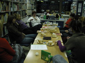 Aurita Mesekr felnõtteknek, 2010.februr 9.